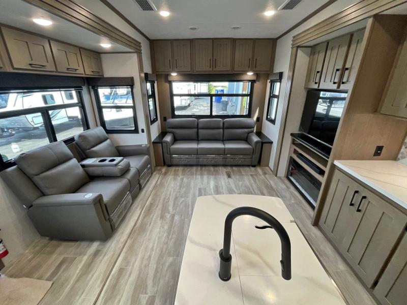 New 2024 KZ Durango Gold G383RLQ Fifth Wheel at Triple H RVs