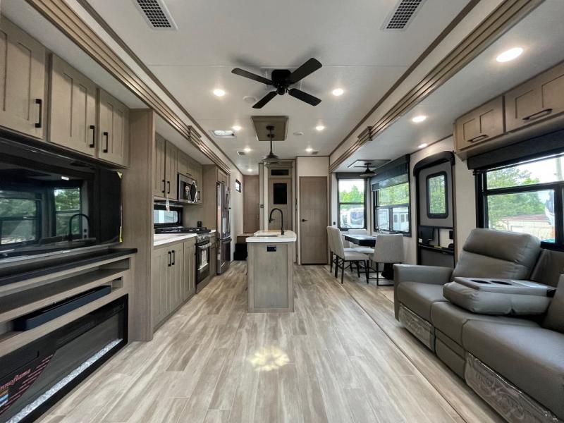 New 2024 KZ Durango Gold G383RLQ Fifth Wheel at Triple H RVs