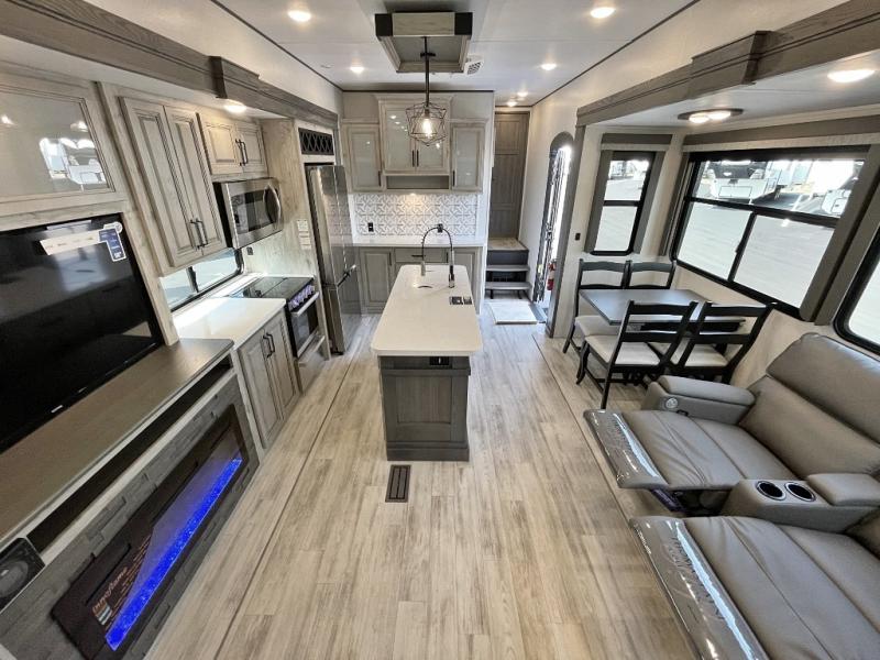 New 2024 Keystone RV Avalanche 390DS Fifth Wheel at Triple H RVs ...