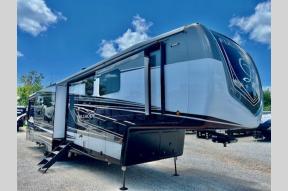 New 2025 DRV Luxury Suites FullHouse MX450 Photo