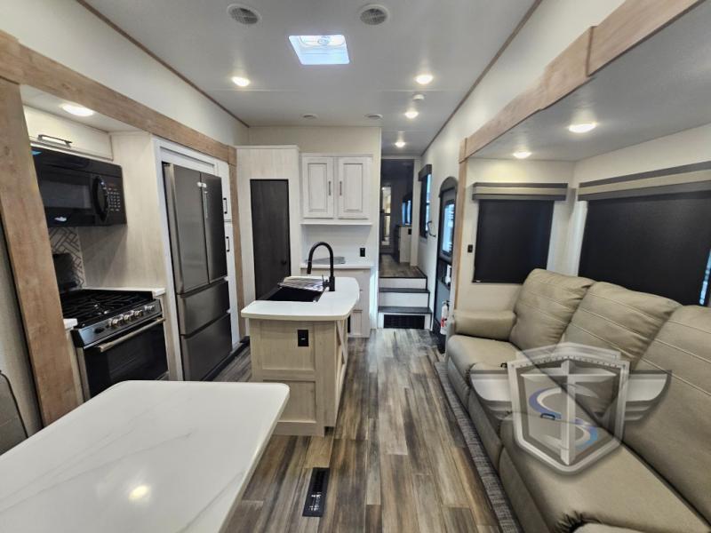 New 2024 Heartland Bighorn Traveler 37DB Fifth Wheel at T&S RV and ...