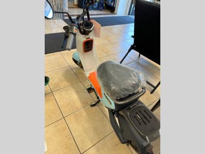 2023 SEGWAY EMOPED C80