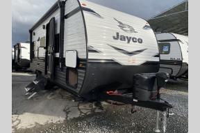 New 2024 Jayco Jay Flight SLX 210QBW Photo