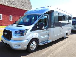 New 2026 Leisure Travel Wonder 24RL Photo