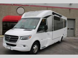 New 2026 Leisure Travel Unity U24FX Photo