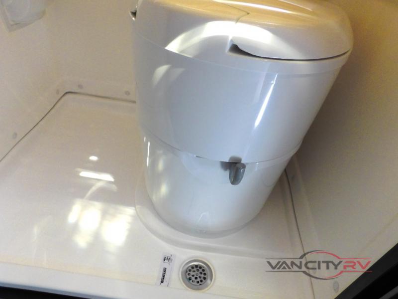 2025 Revel Sport/44N/2025 image-31