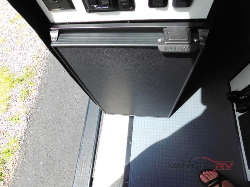 2025 Revel Sport/44N/2025 image-21