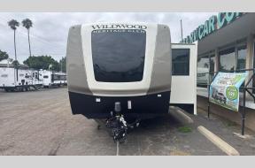 Used 2024 Forest River RV Wildwood Heritage Glen 270FKS Photo