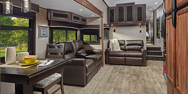 Inside Jayco Eagle HT Fifth Wheel