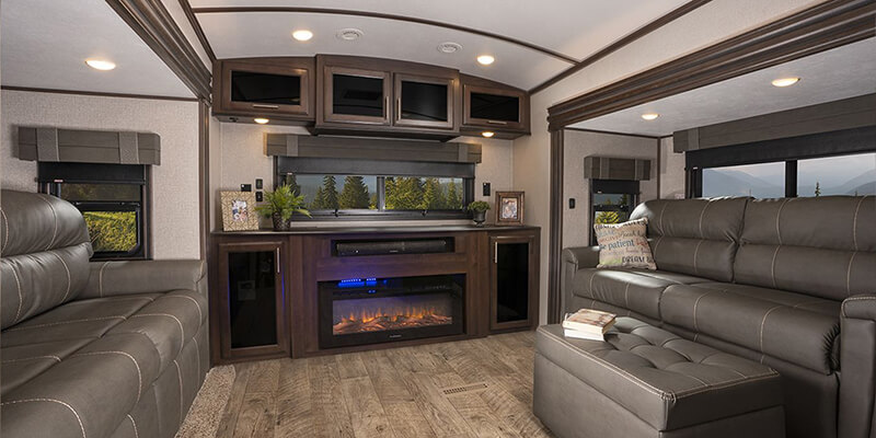 Inside Jayco North Point Fifth Wheel