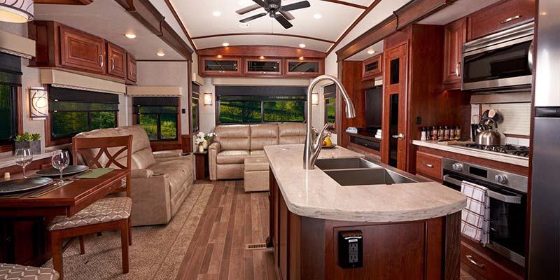 Inside Jayco Pinnacle Fifth Wheel