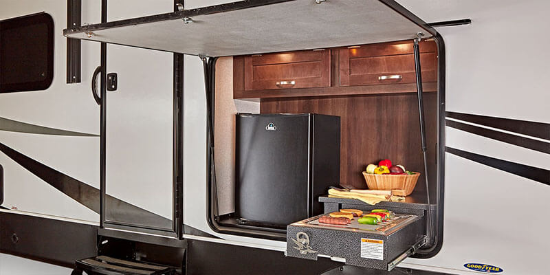 Jayco Talon Toy Hauler Fifth Wheel Outdoor Kitchen