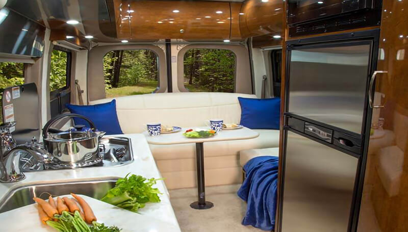 InsidePleasure-Way Plateau Motor Home Class B