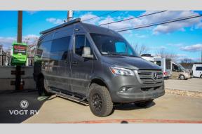 Used 2022 Pleasure-Way REKON 4X4 Photo