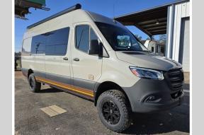 New 2025 Outside Van Approach PARKS Photo