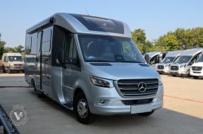 New 2025 Leisure Travel Unity 24MBL Photo
