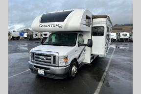 Used 2023 Thor Quantum LC 25LC Photo