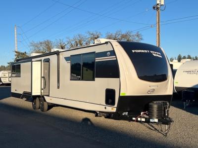 This is a beautiful trailer.