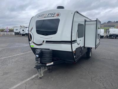 2025 Rockwood Geo Pro 19FBS for sale.