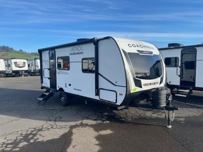 Beautiful front windshield.