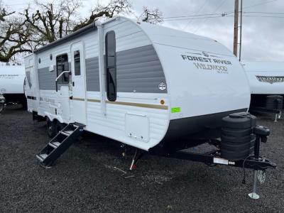 Camp side view of this trailer.