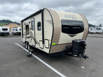 2018 Rockwood 2304KS is the perfect couples coach.