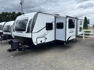 2025 Apex Ultra-lite 241BHS for sale.