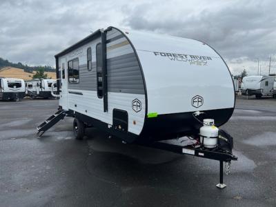 Camp side of the trailer.