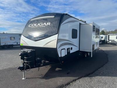 Beautiful one-owner trailer for sale.