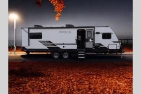 New 2023 Dutchmen RV Kodiak Ultimate 2921FKDS Photo