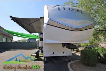 Used 2020 Augusta RV Elite 39 FB Photo