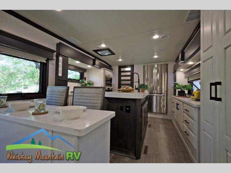 IRISH CREAM WITH STAINLESS STEEL APPLIANCES
