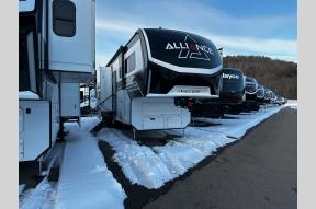 New 2025 Alliance RV Valor 40V13 Photo