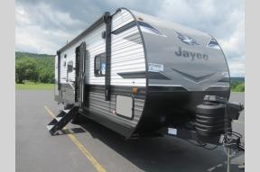 New 2024 Jayco Jay Flight 247RBS Photo