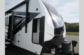 Used 2025 Grand Design Momentum G-Class 21G Photo