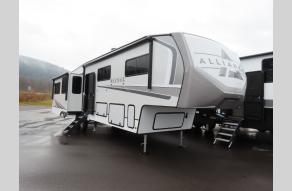 New 2024 Alliance RV Avenue 37MBR Photo