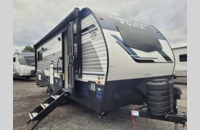 New 2025 Palomino Puma 22FKQ Photo