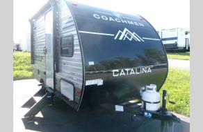 New 2025 Coachmen RV Catalina Summit Series 7 134RKX Photo