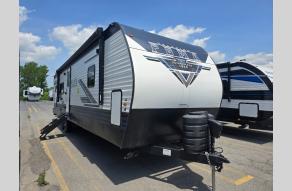 New 2024 Palomino Puma 30RKQS Photo