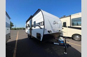 New 2026 Shasta RVs i-5 Edition 521CK Photo