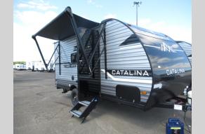 New 2025 Coachmen RV Catalina Summit Series 7 164BHX Photo