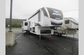 New 2025 Jayco Eagle 355MBQS Photo