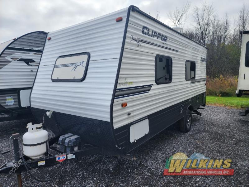 Used 2018 Coachmen Rv Clipper Ultra-lite 17fq Travel Trailer At Wilkins 