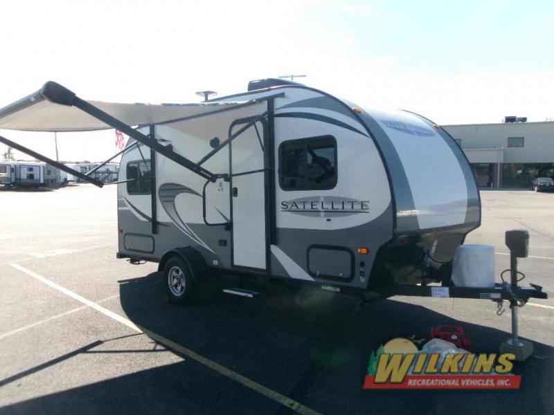 2018 Starcraft RV satellite 16ks