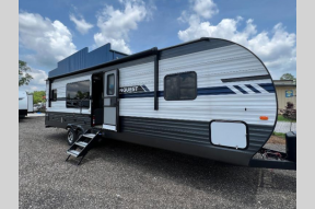 New 2023 Gulf Stream RV Conquest 295SBW Photo
