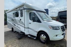 New 2025 Renegade Vienna 25RML Photo