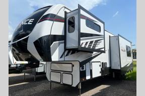 New 2022 Alliance RV Valor 43V13 Photo