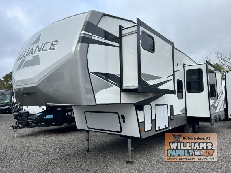 New 2023 Alliance RV Avenue 31BHS Fifth Wheel at Williams Family RV ...