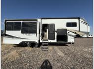 Used 2022 Alliance RV Paradigm 310RL image