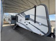 Used 2017 Highland Ridge RV Open Range Roamer RT323RLS image